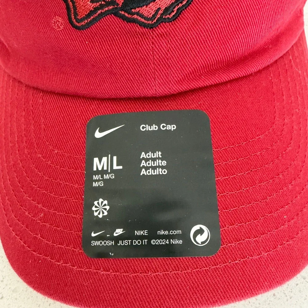 Nike Arkansas‎ Razorbacks Club Cap Red Adjustable Hat Fayetteville AR M/L NEW